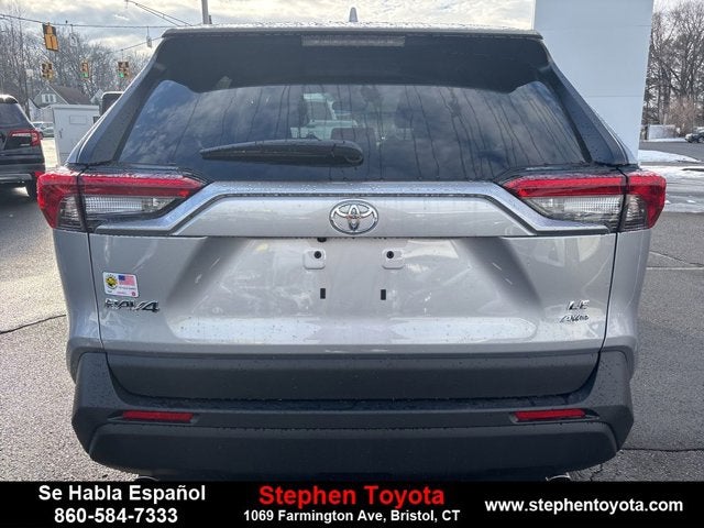 2025 Toyota RAV4 LE
