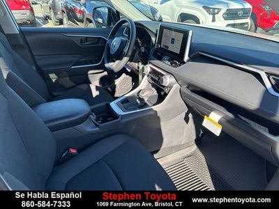 2025 Toyota RAV4 LE