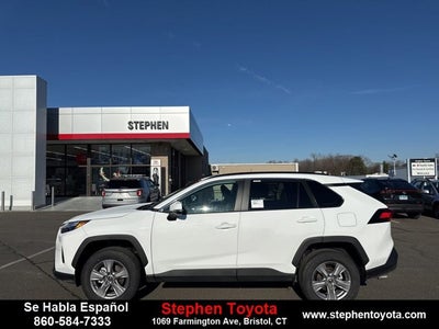 2025 Toyota RAV4 XLE