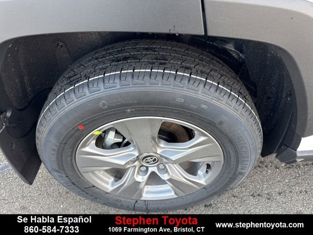 2025 Toyota RAV4 XLE