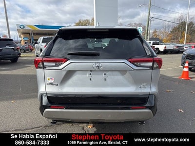 2025 Toyota RAV4 Hybrid SE