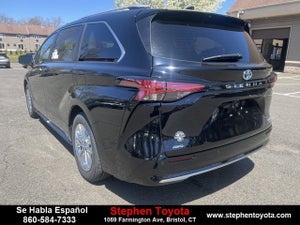 2024 Toyota Sienna Platinum