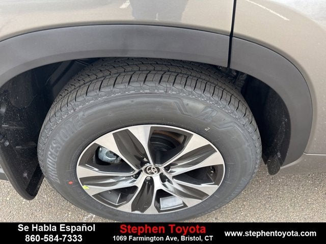 2026 Toyota Highlander Hybrid XLE