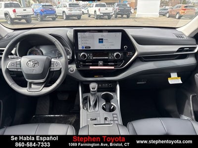 2026 Toyota Highlander Hybrid XLE