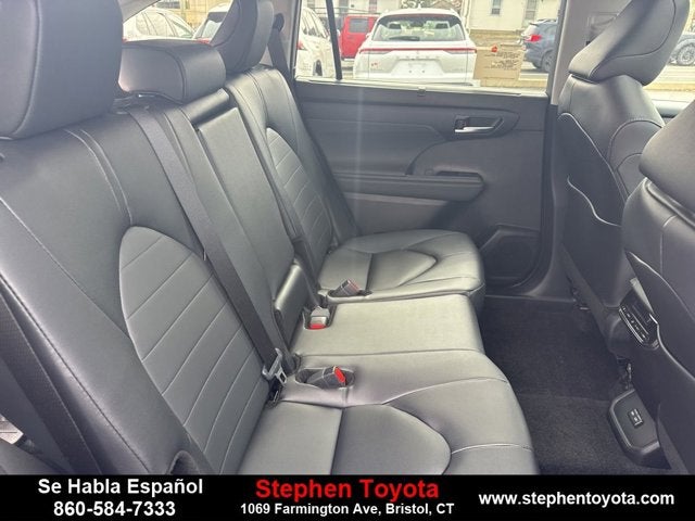 2026 Toyota Highlander Hybrid XLE