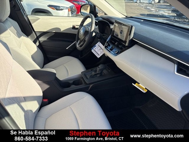 2026 Toyota Corolla Cross LE