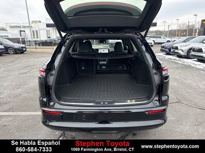 2025 Toyota Crown Signia XLE