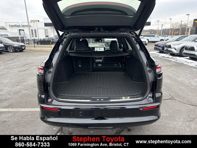 2025 Toyota Crown Signia XLE