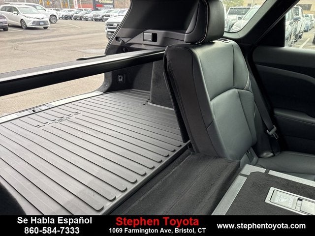 2025 Toyota Crown Signia XLE