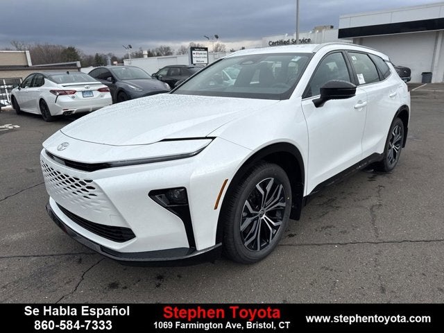 2025 Toyota Crown Signia XLE