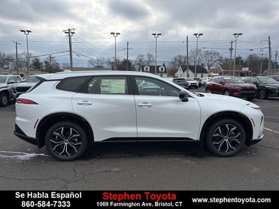 2025 Toyota Crown Signia XLE