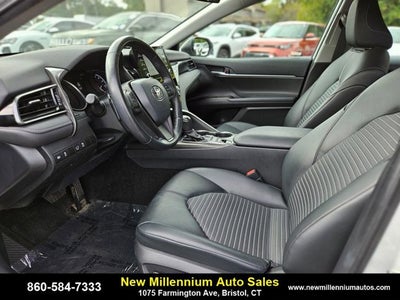 2022 Toyota Camry SE