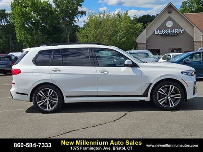 2021 BMW X7 M50i