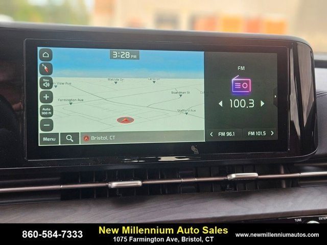 2022 Kia Carnival SX