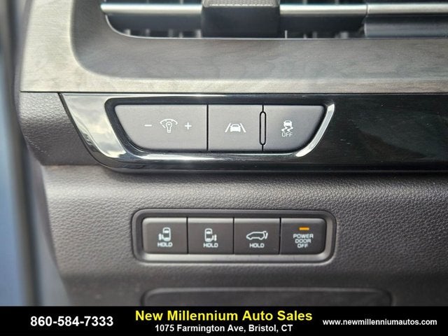 2022 Kia Carnival SX