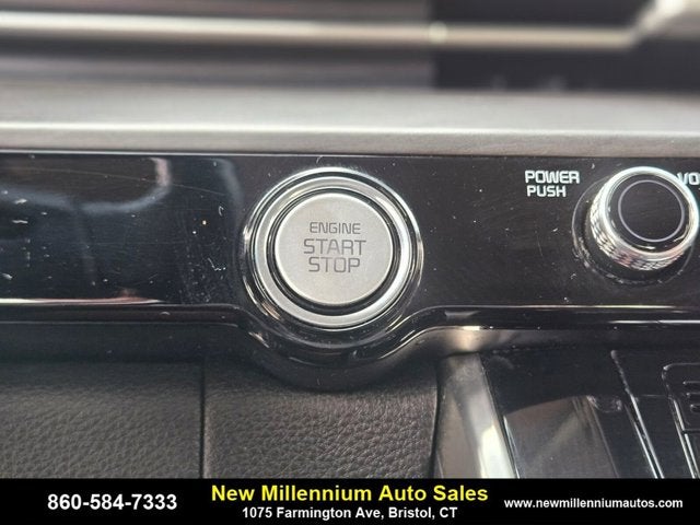 2022 Kia Carnival SX