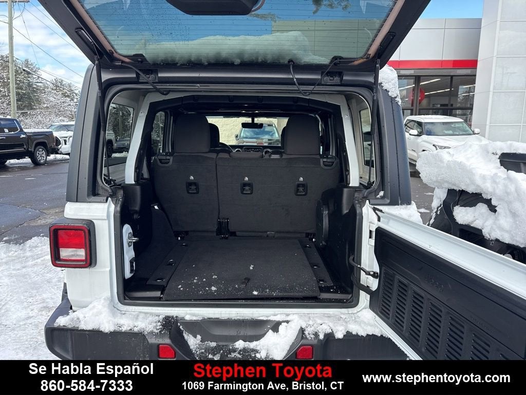 2022 Jeep Wrangler Unlimited Sahara