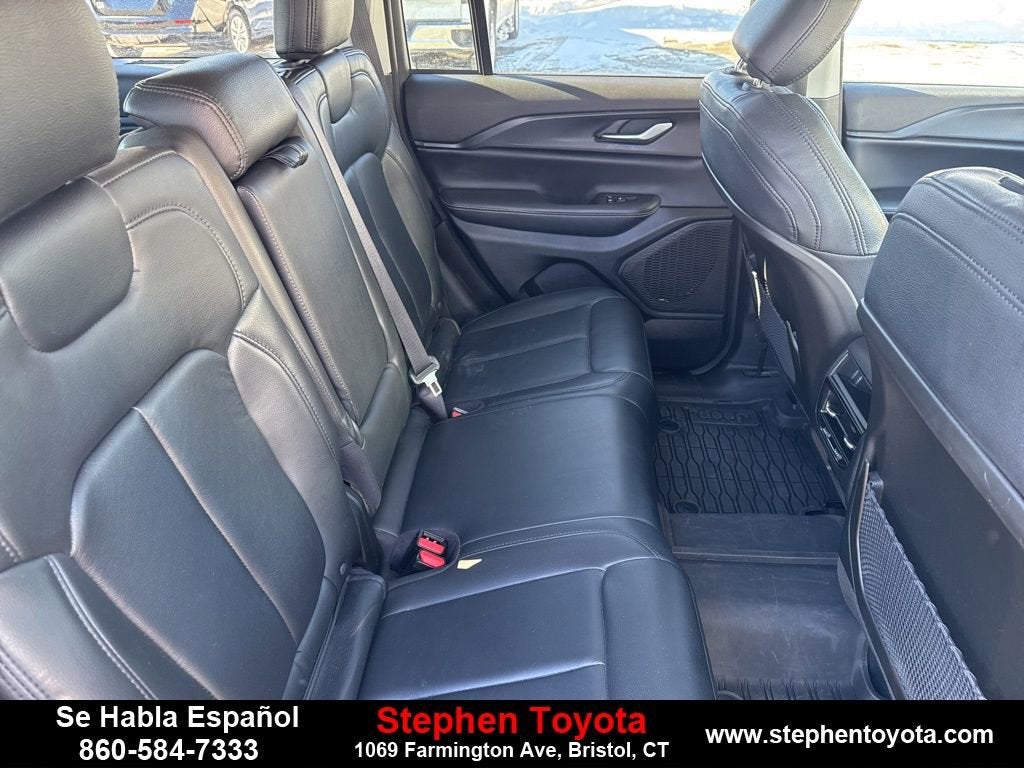 2023 Jeep Grand Cherokee Laredo