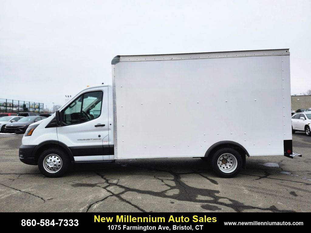 2022 Ford Transit Cutaway Base