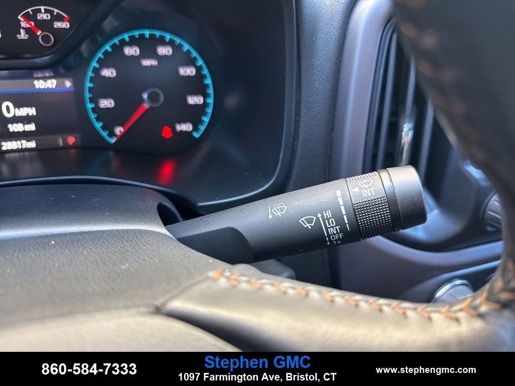 2022 GMC Canyon 4WD AT4 w/Leather