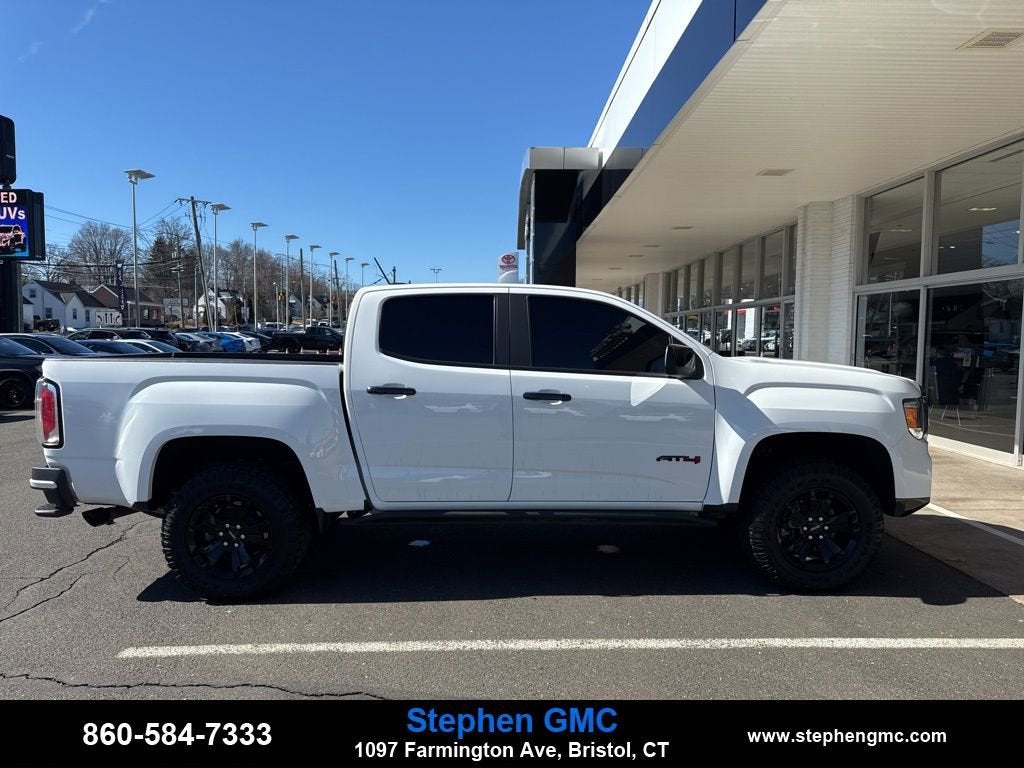 2022 GMC Canyon 4WD AT4 w/Leather