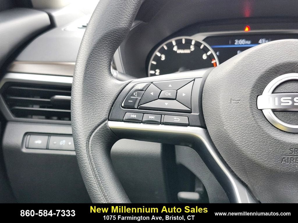 2023 Nissan Altima 2.5 SV