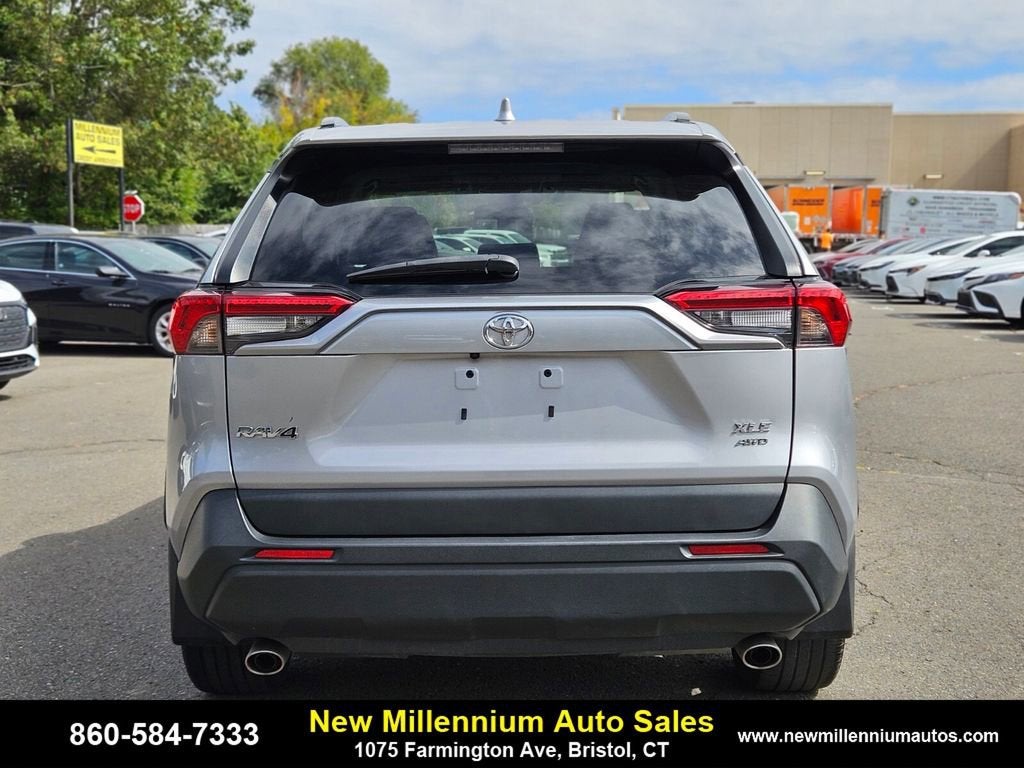 2024 Toyota RAV4 XLE Premium