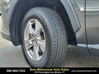 2022 Toyota RAV4 XLE