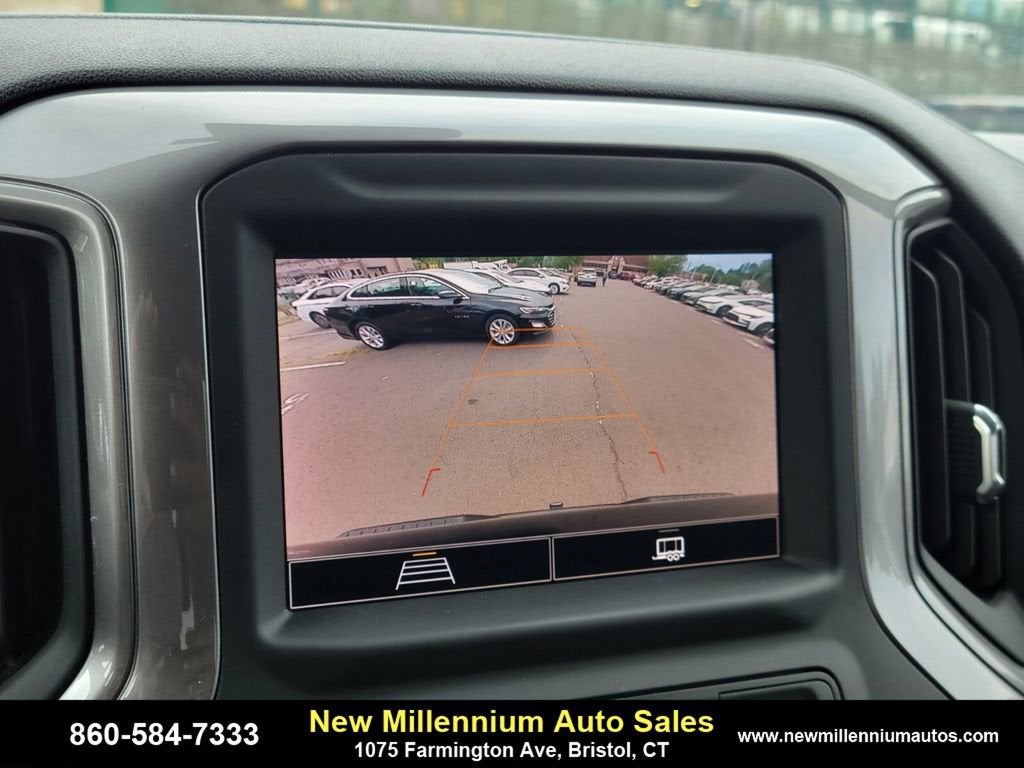 2022 Chevrolet Silverado 1500 Custom Trail Boss