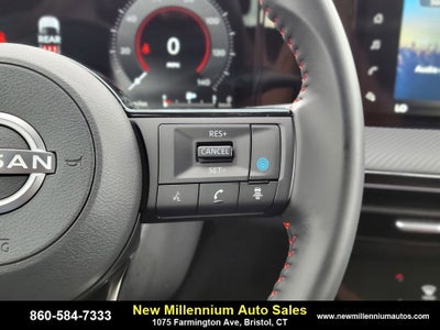 2025 Nissan Kicks SR