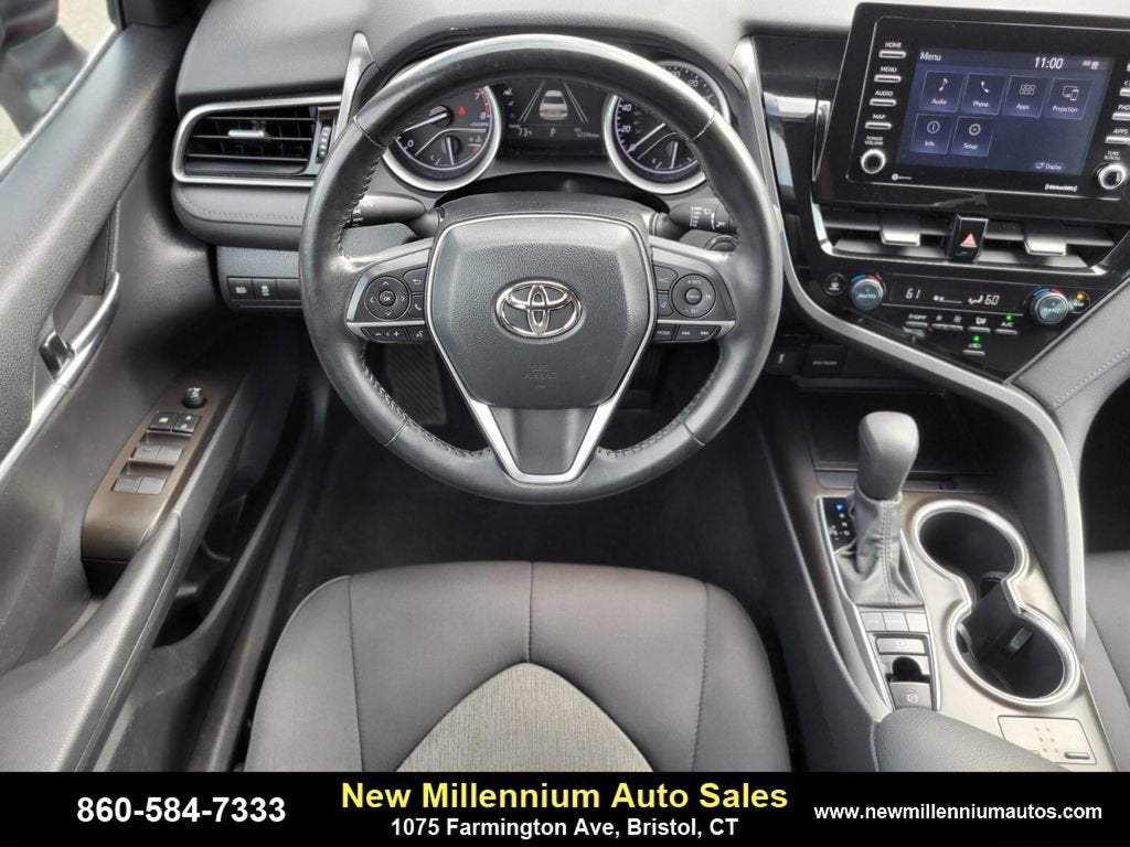 2022 Toyota Camry LE