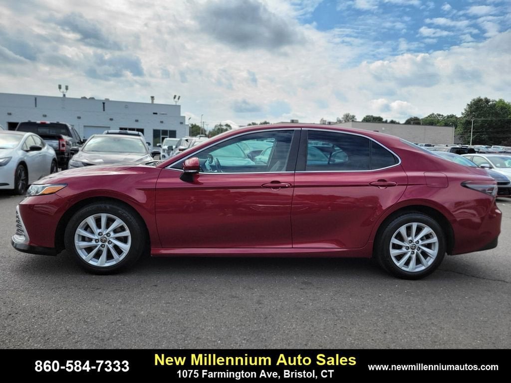 2022 Toyota Camry LE