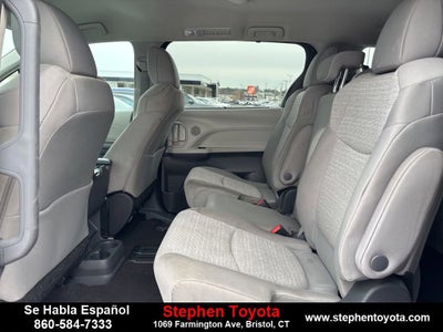 2024 Toyota Sienna LE