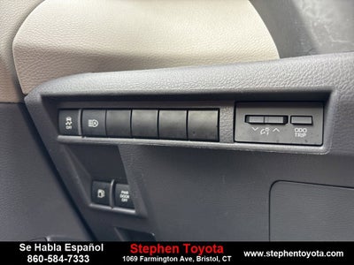 2024 Toyota Sienna LE