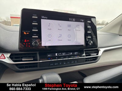 2024 Toyota Sienna LE