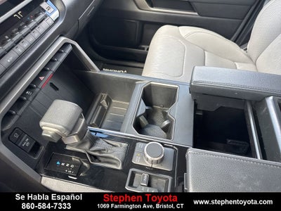 2022 Toyota Tundra 4WD SR5