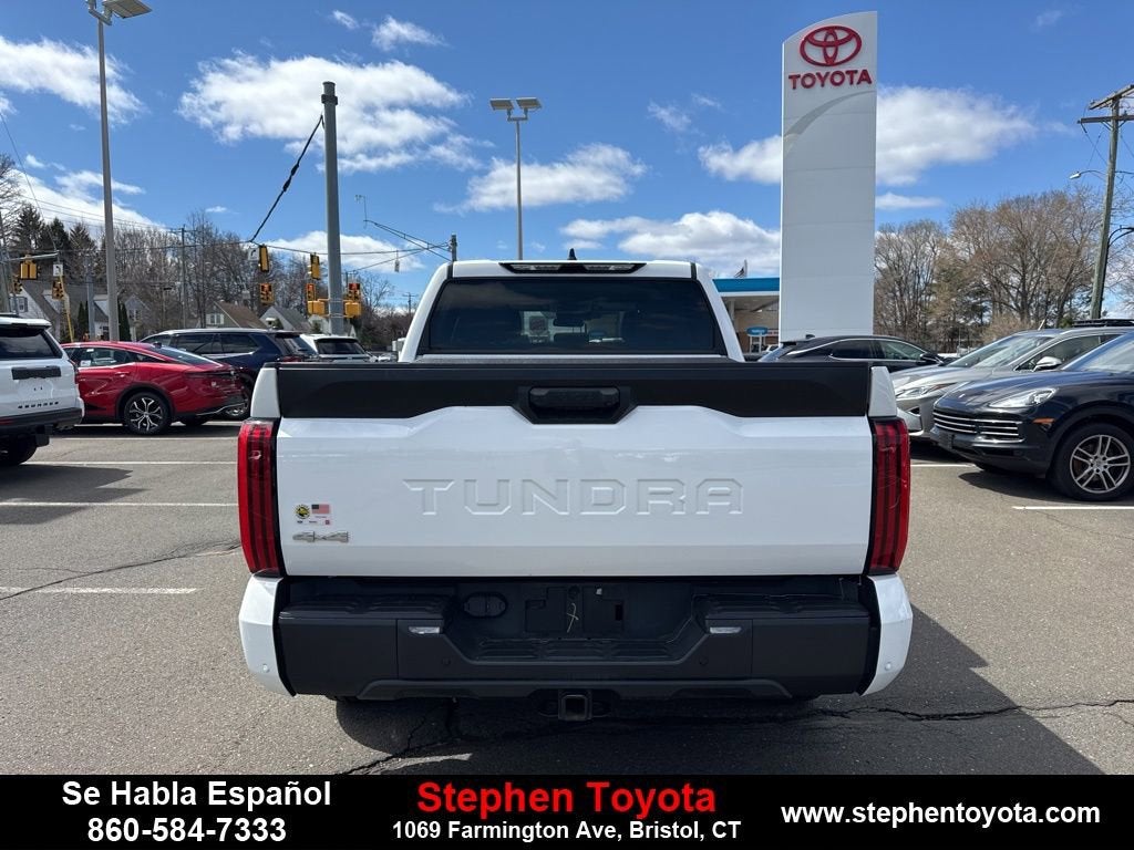 2022 Toyota Tundra 4WD SR5