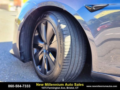 2022 Tesla Model S Base