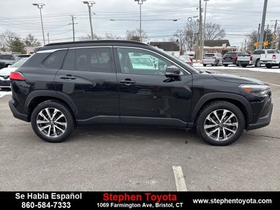 2023 Toyota Corolla Cross XLE