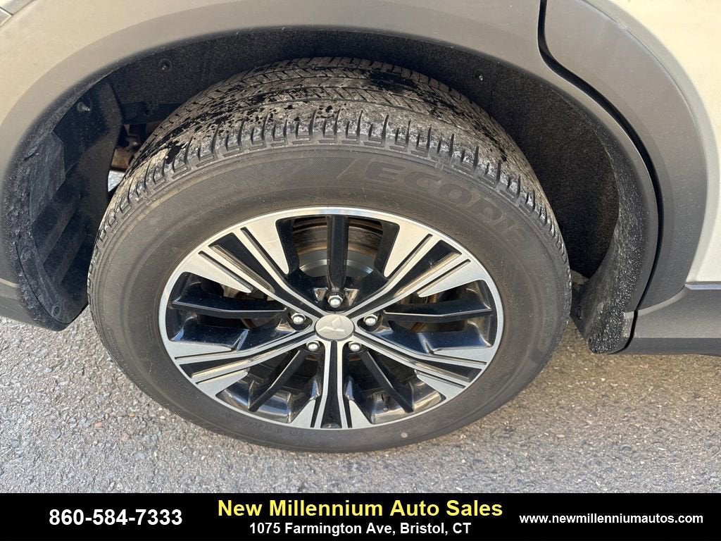 2022 Mitsubishi Eclipse Cross SE