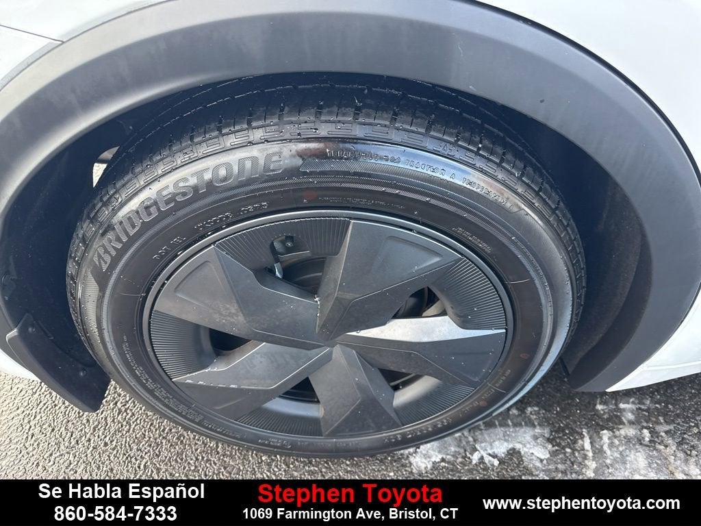 2025 Toyota Prius LE