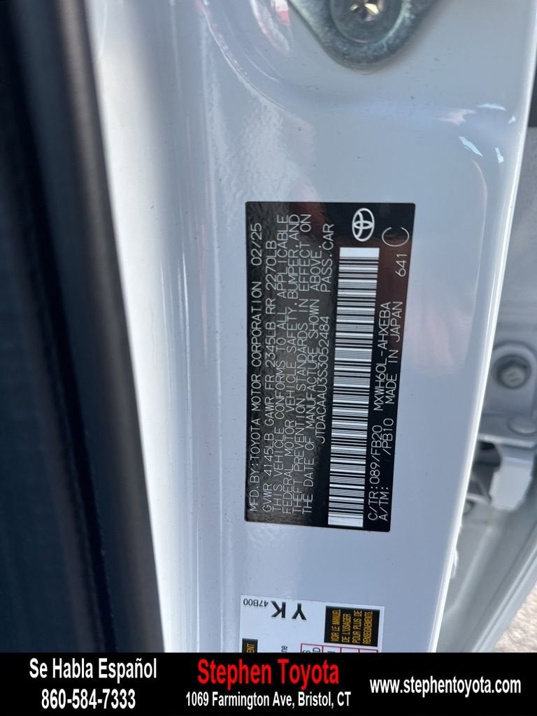 2025 Toyota Prius LE