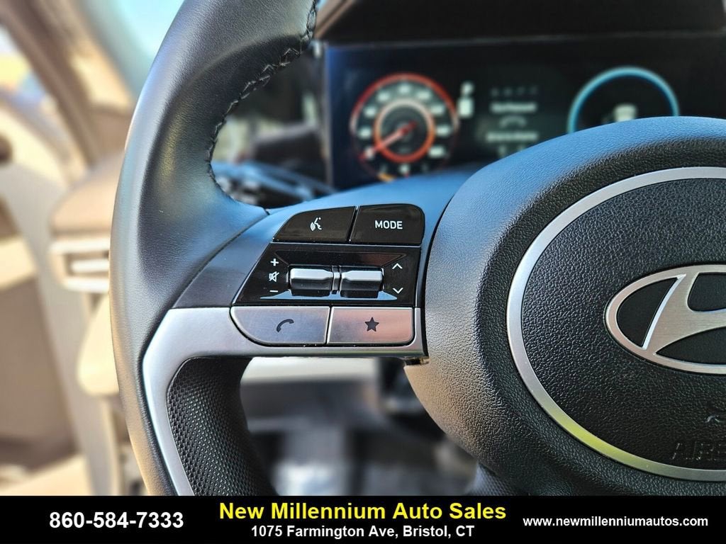 2024 Hyundai Elantra Limited