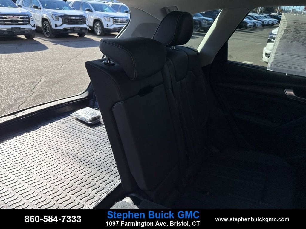 2023 Audi Q5 S line Prestige