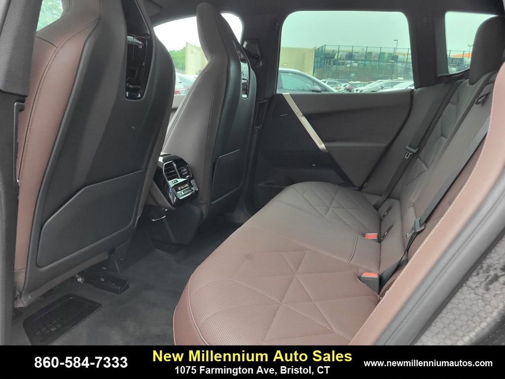 2024 BMW iX xDrive50